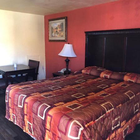Economy Inn Фармингтон Экстерьер фото
